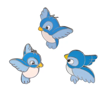 Emaye Mavi Kuş Pin Karikatür Uçan Fedgling Hayvan Broş Denim Ceket Pin Toka Gömlek Rozeti Hediye Çocuklar için